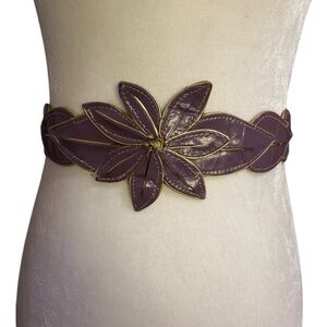 Vintage leather flower belt